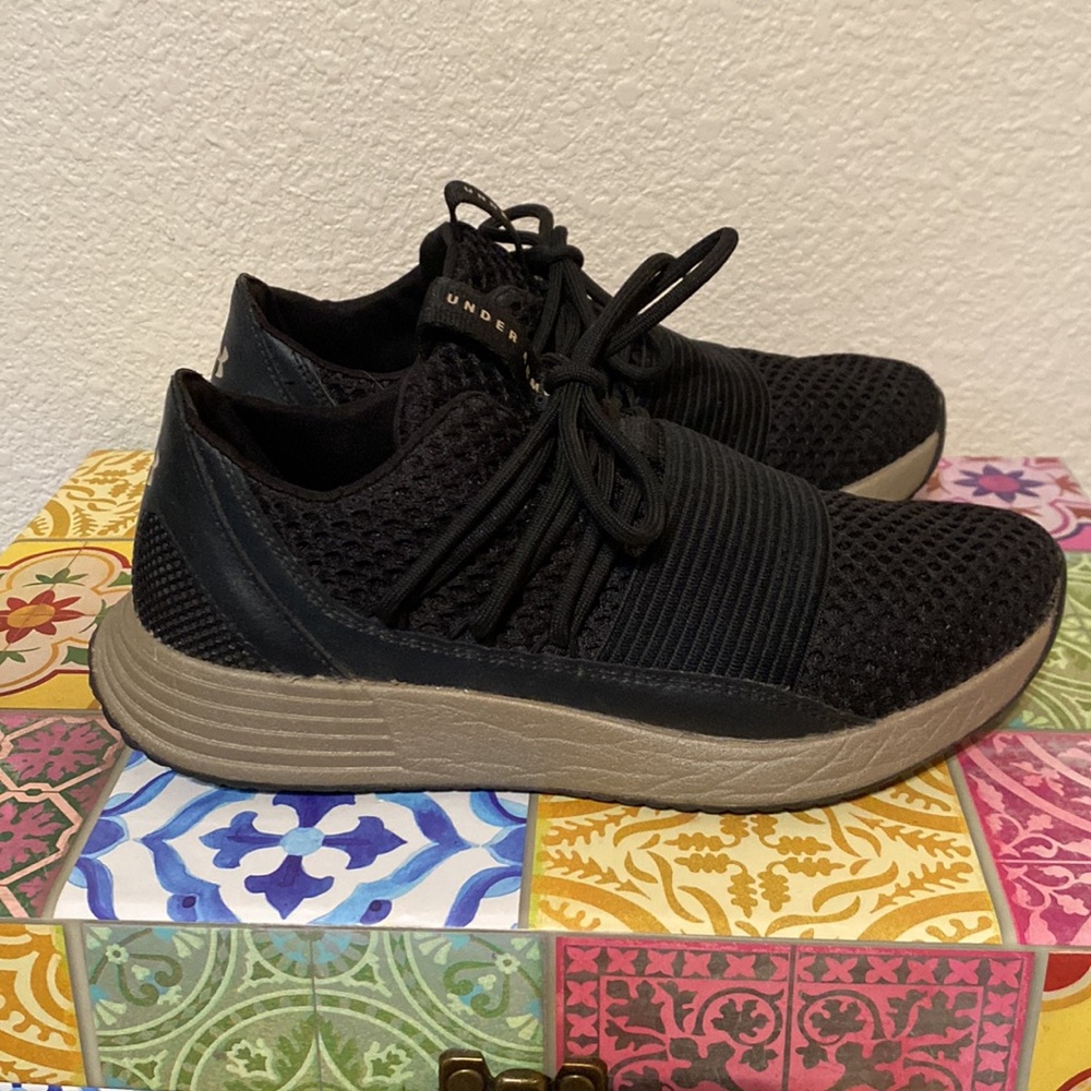 Under armour tennis shoes
